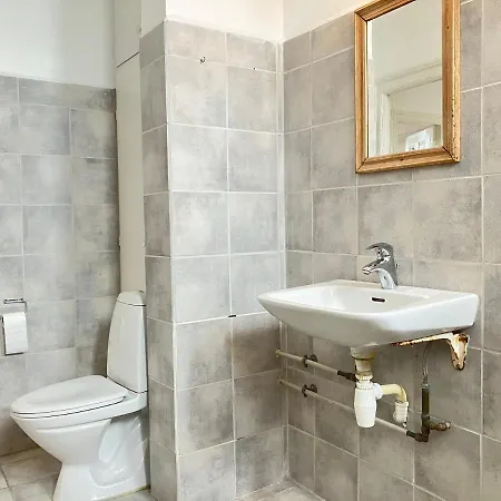Διαμέρισμα Six-bedroom Located In The Charming Of Κόλντινγκ